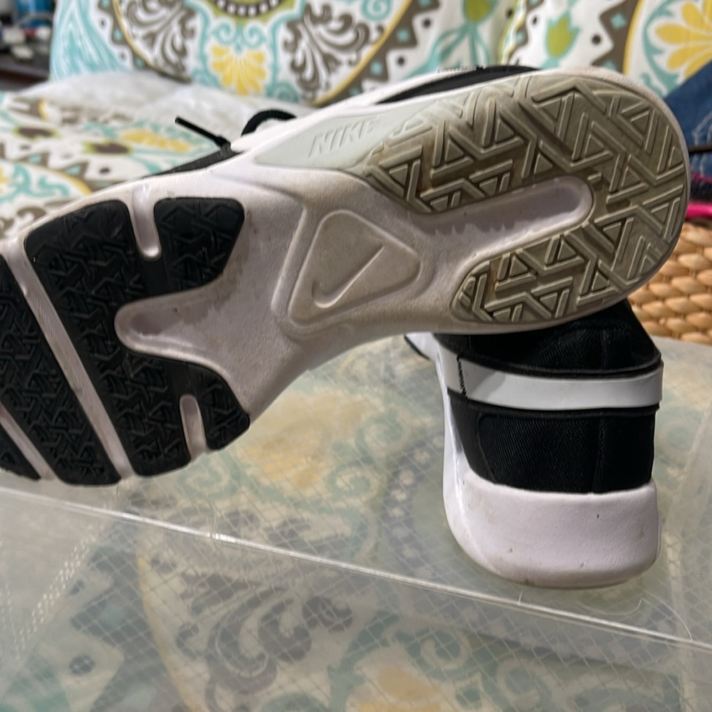 Nike - Picture 5 of 5